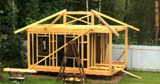Сарай из бруса 100х100 в Озерске - строительство под ключ | Строй-Озр от 41800 руб.